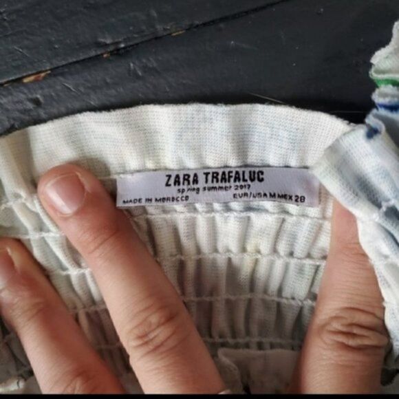 Zara floral off shoulder blouse - Picture 2 of 7